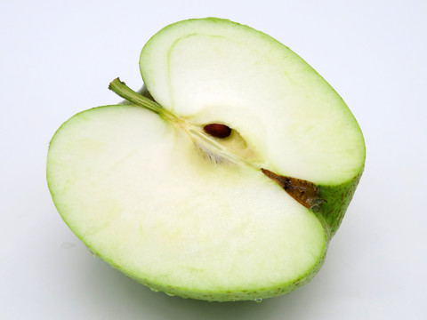 切開(kāi)的蘋(píng)果