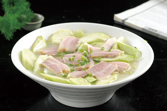 臘肉絲瓜燉粉條