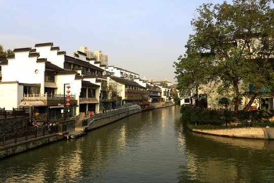江南人家