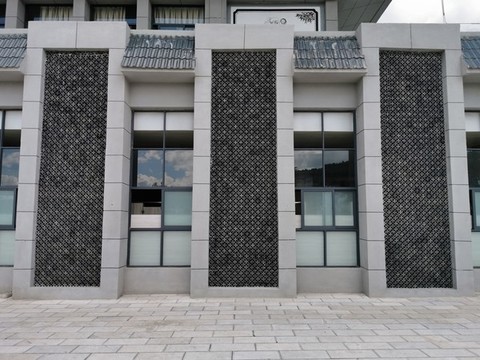 青瓦堆疊造型墻