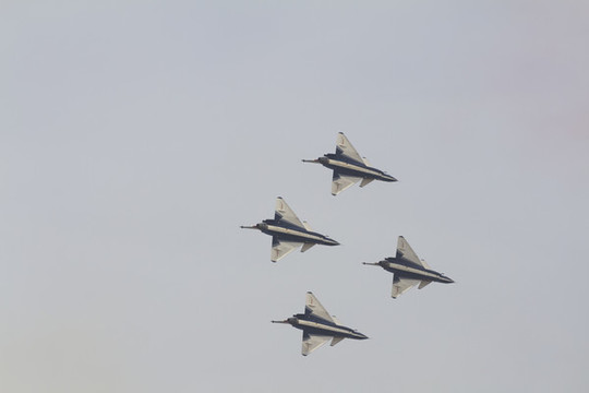 飛機(jī)