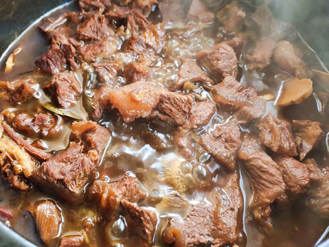 燉牛肉