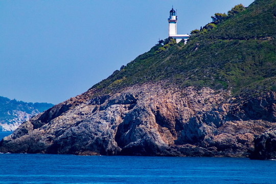 海邊燈塔