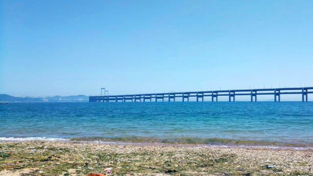 黑石礁海灘跨海大橋