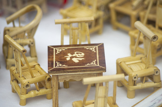 中國傳統(tǒng)家具