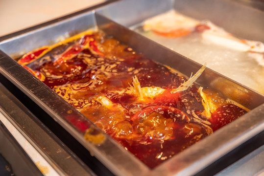 麻辣黃花魚(yú)火鍋