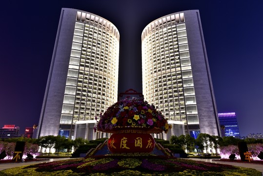 合肥政府大樓夜景