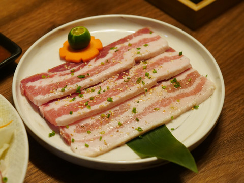 居酒屋日本料理鐵板烤五花肉