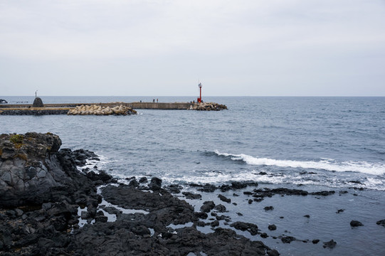 濟(jì)州島海邊的燈塔