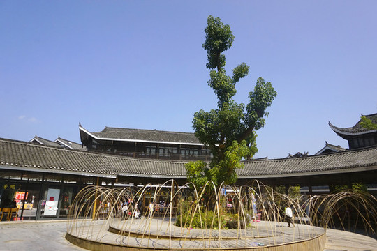 貴州西江千戶苗寨休閑街區(qū)廣場(chǎng)