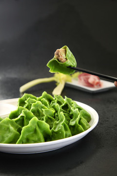 豬肉芹菜水餃