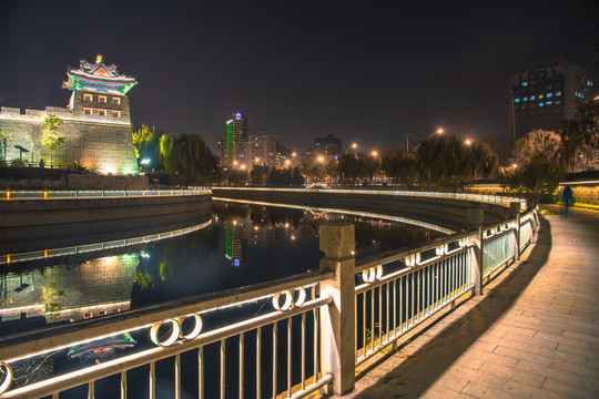 角樓護(hù)城河夜景