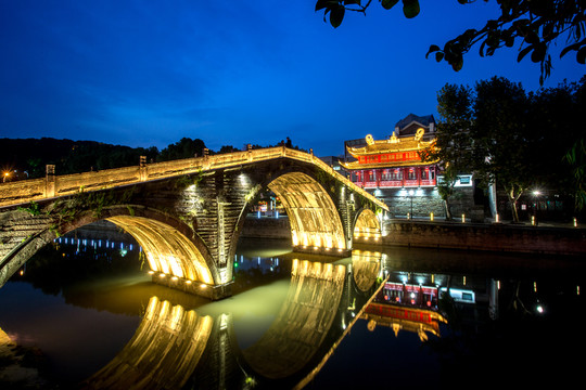 通濟(jì)橋夜