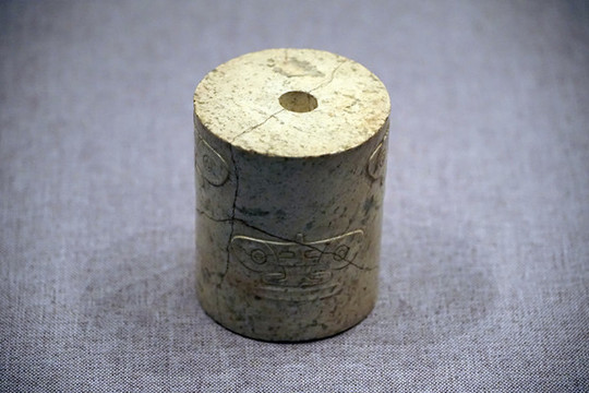 新石器時代玉柱形器