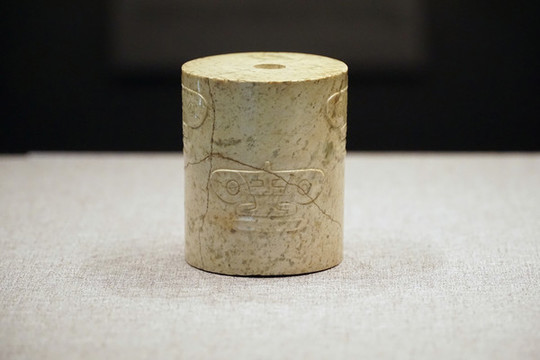 新石器時代玉柱形器