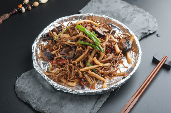 茶樹菇魷魚絲