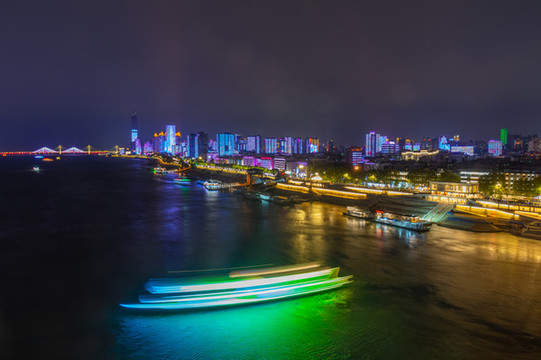 湖北武漢兩江四岸燈光秀夜景風(fēng)光