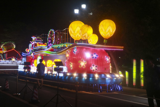 花車彩車