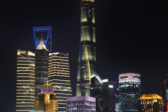 近景大樓燈光