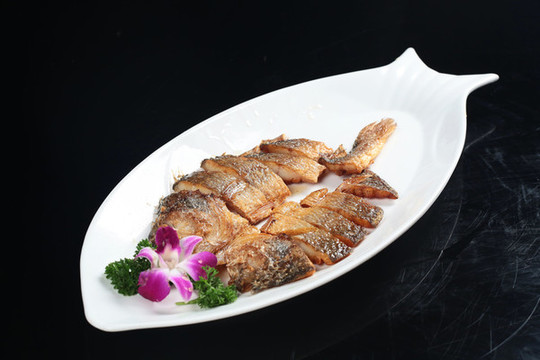 香煎淡水咸魚