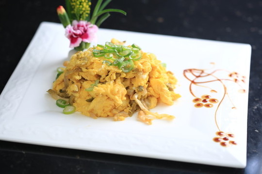 蔥花榨菜炒蛋
