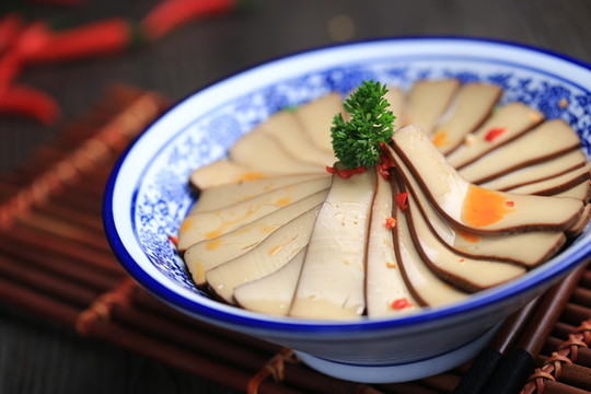 雞蛋香干