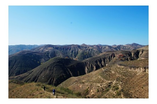 遠(yuǎn)山