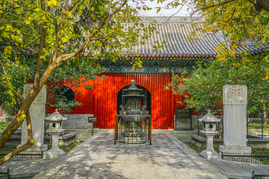臥佛寺天王殿