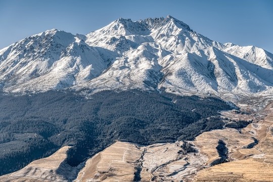 青海祁連牛心山