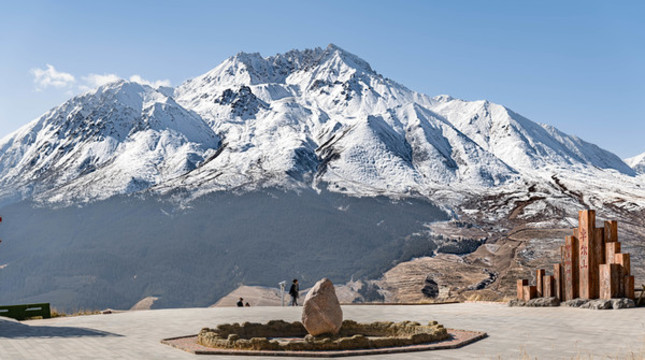 青海祁連牛心山