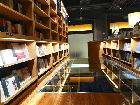 精品實(shí)木書柜