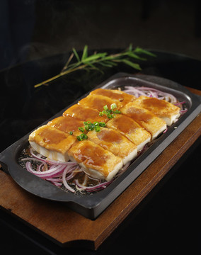 鐵板客家豆腐