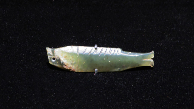 商代玉魚