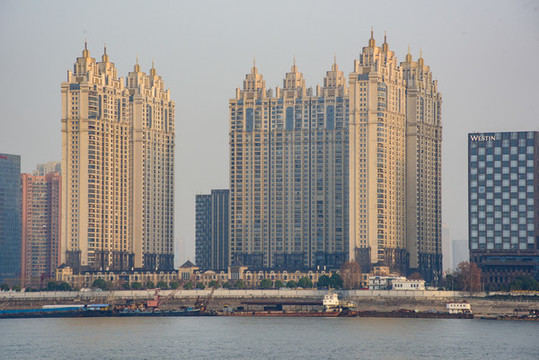 武漢江景
