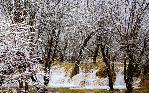 雪后牟泥溝風(fēng)景