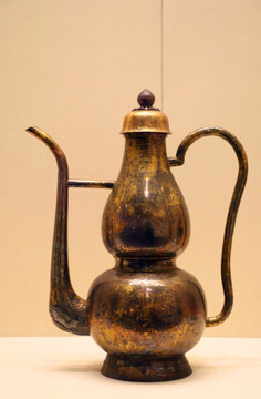 銀鎏金葫蘆形執(zhí)壺