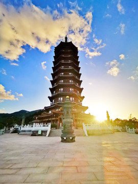 萬佛寶塔