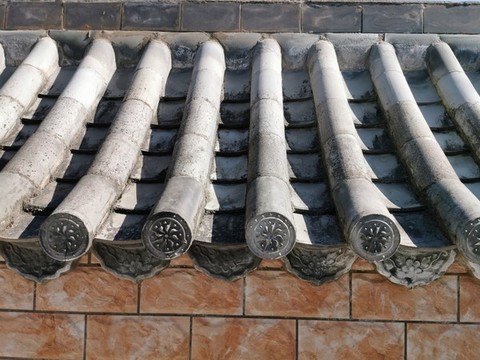 青瓦屋檐