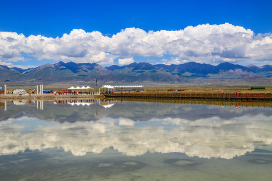 茶卡鹽湖天空一號(hào)景區(qū)