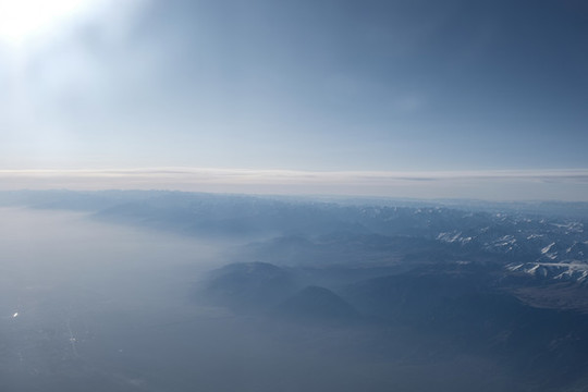 航拍天山