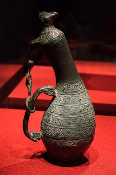 戰(zhàn)國鳥蓋瓠壺