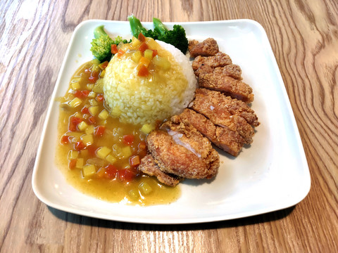 咖喱雞排飯
