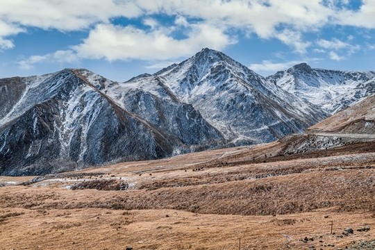 甘肅祁連山雪山