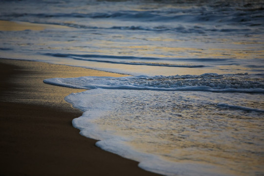 白色海浪