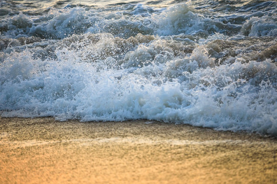白色海浪