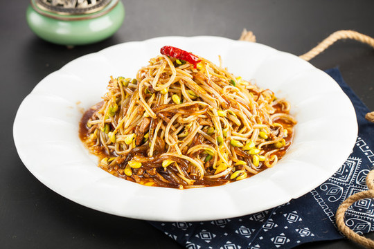 豆芽炒粉