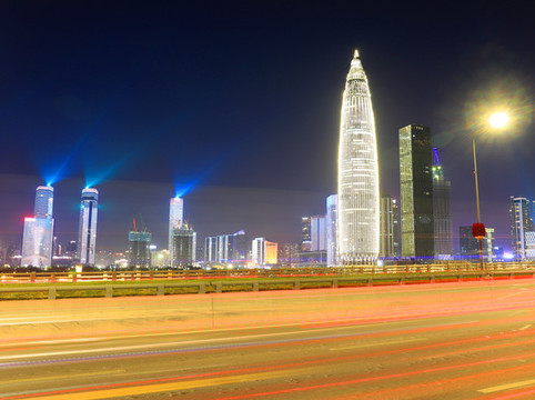 深圳灣后海大橋夜晚車(chē)流城市建筑
