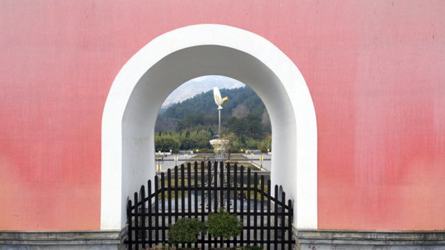 靈山寺中門
