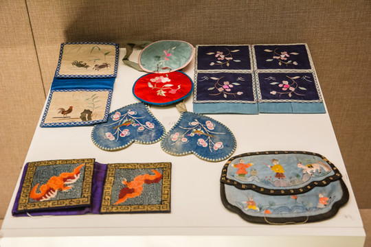 刺繡荷包