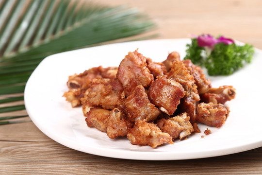 美味蒜香骨